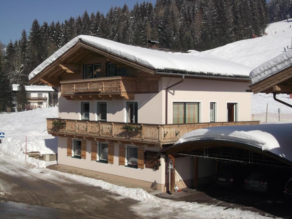 Haus Elfi Lägenhet Wagrain Exteriör bild